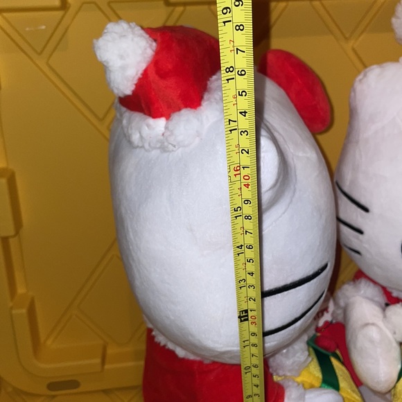 Hello Kitty Christmas Greeter Plushie Set - Picture 6 of 7